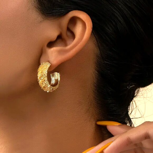 14K Gold Womens Small Etched Gold Semi Hoop Earrings New 14 Karat Silver Jewelry